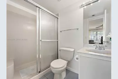 9445 NW 42nd St, Sunrise, FL 33351 - Photo 11