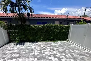 620 SW 10th St, Miami, FL 33130 - Photo 9