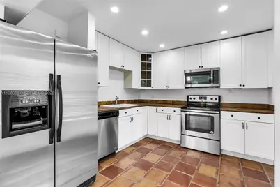 20908 Leeward Ct #231-3, Aventura, FL 33180 - Photo 5