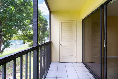 9000 NW 28th Dr #1-304, Coral Springs, FL 33065 - Photo 5