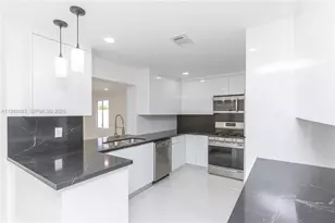 6610 Cody St, Hollywood, FL 33024 - Photo 19