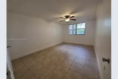 8235 Lake Dr #107, Doral, FL 33166 - Photo 7