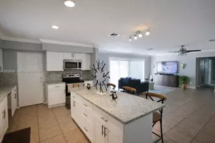 19835 NE 11th Ct, Miami, FL 33179 - Photo 3