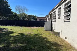 4420 SW 3rd St, Miami, FL 33134 - Photo 27