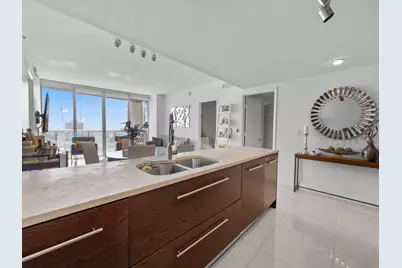 [Address not provided], Miami, FL 33131 - Photo 9