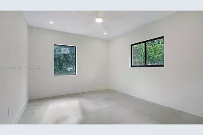 1119 W Las Olas Blvd #1, Fort Lauderdale, FL 33312 - Photo 9