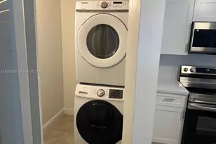 6115 NW 186th St, Hialeah, FL 33015 - Photo 11