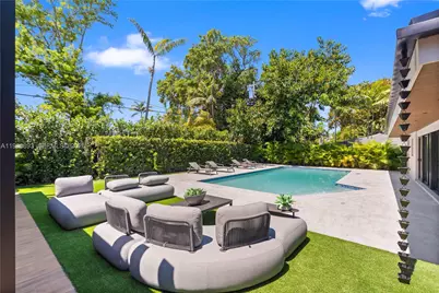 20020 NE 21st Ct, Miami, FL 33179 - Photo 93