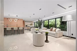 20020 NE 21st Ct, Miami, FL 33179 - Photo 3