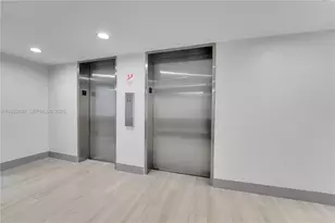 919 Hillcrest Dr, Hollywood, FL 33021 - Photo 3