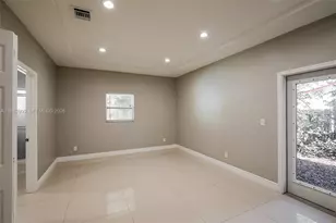 2835 NW 14th St, Fort Lauderdale, FL 33311 - Photo 9