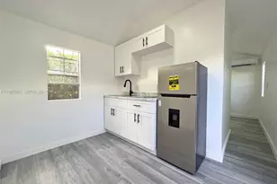 9255 SW 43rd Terrace, Miami, FL 33165 - Photo 11