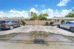 924 NE 17th Terrace, Fort Lauderdale, FL 33304 - Photo 1