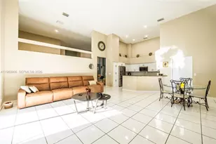 930 NW 197th Ave, Pembroke Pines, FL 33029 - Photo 17