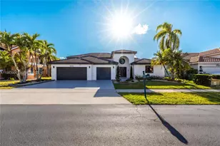930 NW 197th Ave, Pembroke Pines, FL 33029 - Photo 1