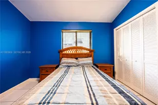 930 NW 197th Ave, Pembroke Pines, FL 33029 - Photo 23