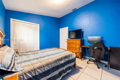 930 NW 197th Ave, Pembroke Pines, FL 33029 - Photo 25