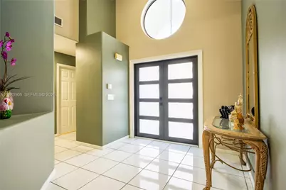 930 NW 197th Ave, Pembroke Pines, FL 33029 - Photo 11