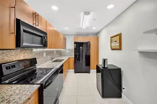3001 S Ocean Dr, Hollywood, FL 33019 - Photo 11