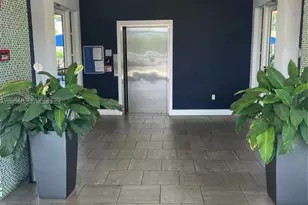 1791 NE Miami Gardens Dr, Miami, FL 33179 - Photo 13
