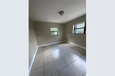 320 NW 33rd Ave, Lauderhill, FL 33311 - Photo 5