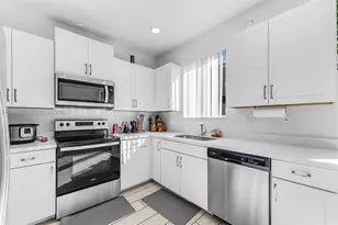 1056 SE 24th Ave, Homestead, FL 33035 - Photo 7