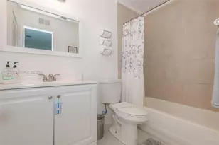 201 Columbus Pkwy, Hollywood, FL 33021 - Photo 19