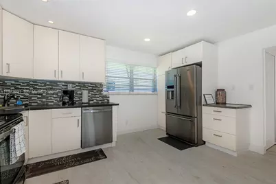 201 Columbus Pkwy, Hollywood, FL 33021 - Photo 9