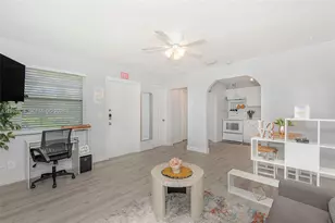 201 Columbus Pkwy, Hollywood, FL 33021 - Photo 25