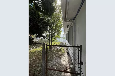 1541 NE 205th Ter, Miami, FL 33179 - Photo 15