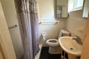 1541 NE 205th Terrace, Miami, FL 33179 - Photo 9