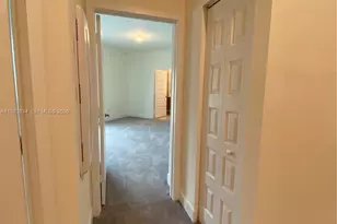 8379 Central Park Blvd, Doral, FL 33166 - Photo 23