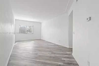 1185 Marseille Dr #202, Miami Beach, FL 33141 - Photo 9