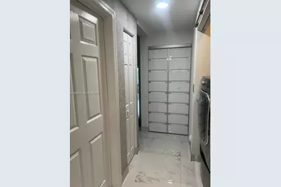 11501 NW 89th St #102, Doral, FL 33178 - Photo 17