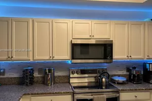 11501 NW 89th St, Doral, FL 33178 - Photo 1