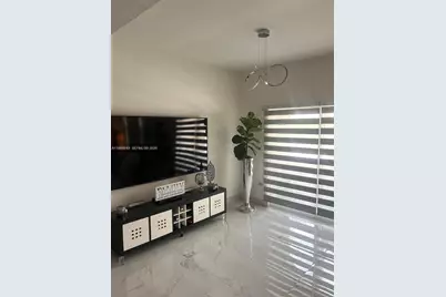 11501 NW 89th St #102, Doral, FL 33178 - Photo 5
