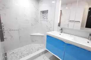 11501 NW 89th St, Doral, FL 33178 - Photo 15