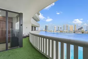 3000 Island Blvd, Aventura, FL 33160 - Photo 21