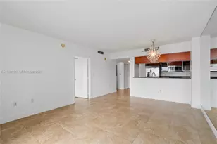 1800 N Bayshore Dr, Miami, FL 33132 - Photo 9