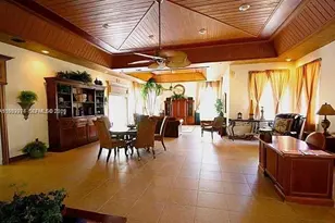 4751 NW 9th Dr, Plantation, FL 33317 - Photo 9