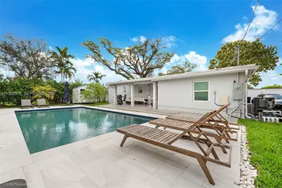 7235 SW 39th St, Miami, FL 33155 - Photo 15