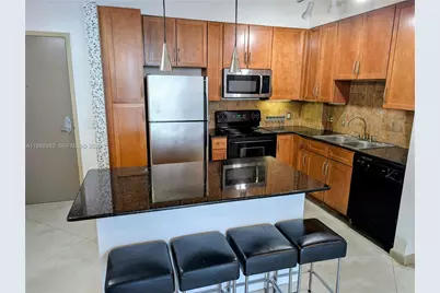 2001 Biscayne Blvd #2521, Miami, FL 33137 - Photo 5