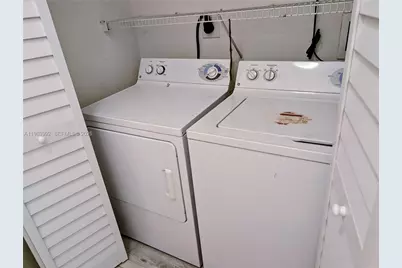 2001 Biscayne Blvd #2521, Miami, FL 33137 - Photo 9