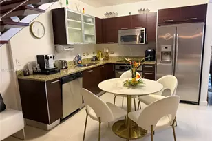 41 SE 5th St, Miami, FL 33131 - Photo 7