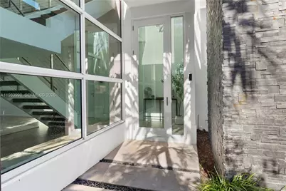 2217 NE 17th Ter, Wilton Manors, FL 33305 - Photo 7