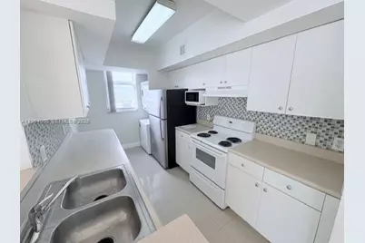 5085 NW 7th St #1416, Miami, FL 33126 - Photo 5