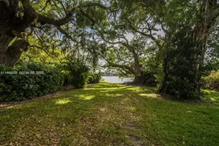 9430 Live Oak Pl, Davie, FL 33324 - Photo 23