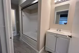 1247 SW 46th Ave, Pompano Beach, FL 33069 - Photo 11