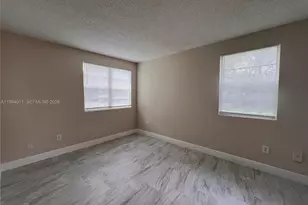 1247 SW 46th Ave, Pompano Beach, FL 33069 - Photo 5