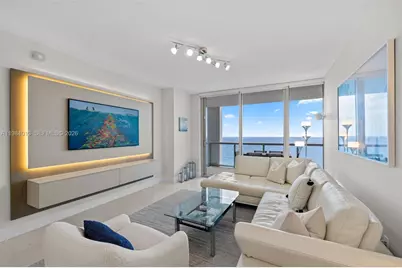 6799 Collins Ave #1404, Miami Beach, FL 33141 - Photo 3